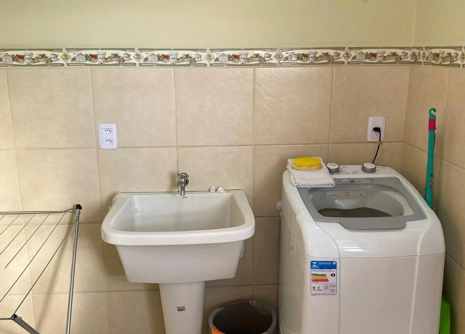 Residencial Karine - Apartamento 102 Apartamento Joinville
