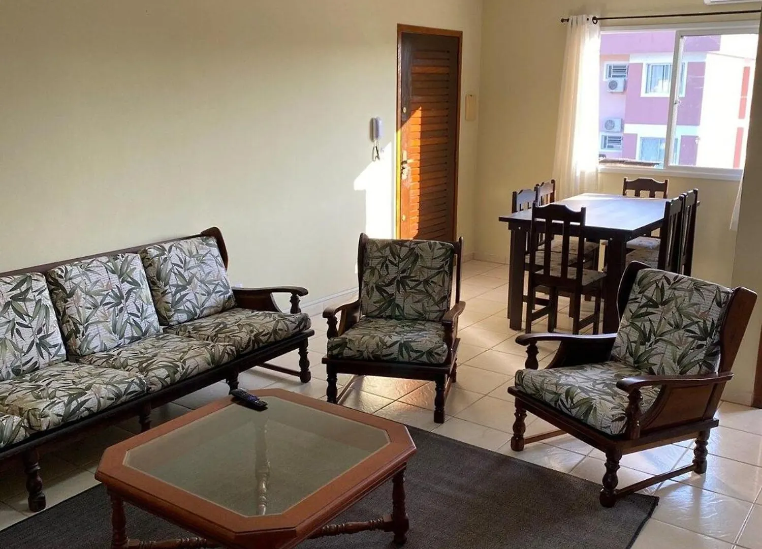 Residencial Karine - Apartamento 102 Apartamento Joinville